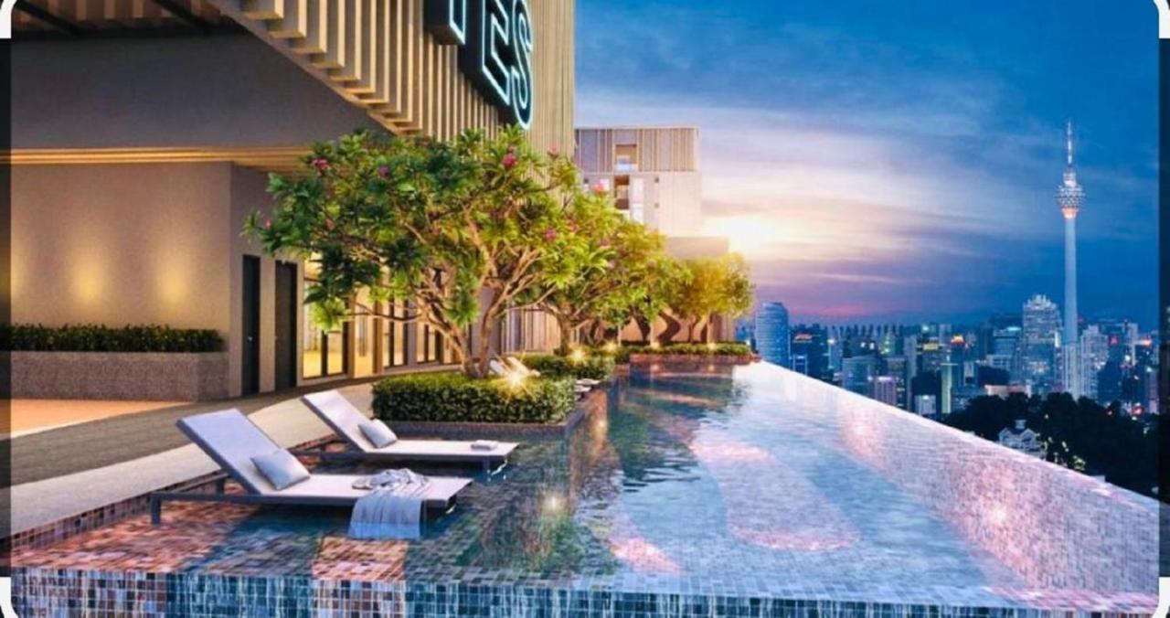 Axon Suites Bukit Bintang By Sky Pool Kuala Lumpur Exterior foto