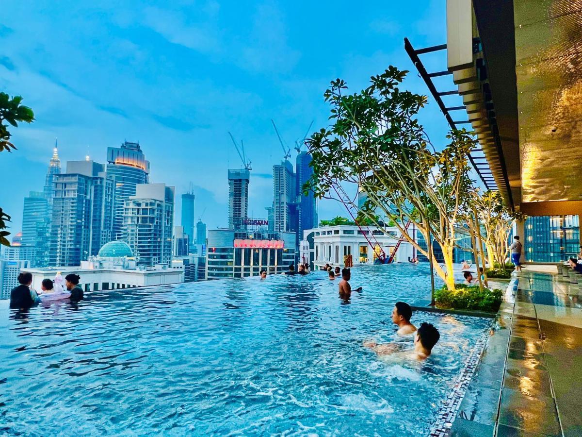 Axon Suites Bukit Bintang By Sky Pool Kuala Lumpur Exterior foto